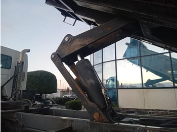 Tipper Renault Kerax 410 DXI: picture 4