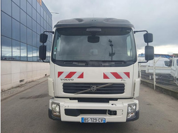 Cab chassis truck Volvo FL 260: picture 2