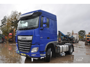 Tractor unit DAF XF 530