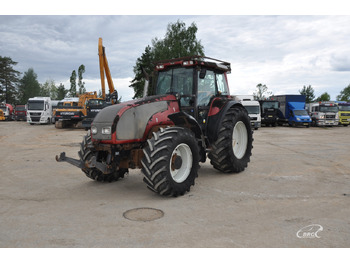 Farm tractor VALTRA T190