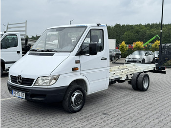 Cab chassis truck Mercedes Sprinter: picture 2