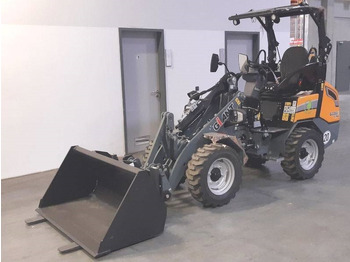 New Skid steer loader Giant G 2200 E X-Tra Elektro / electric: picture 2 New Skid steer loader Giant G 2200 E X-Tra Elektro / electric: picture 2