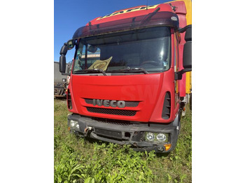 Curtain side truck IVECO