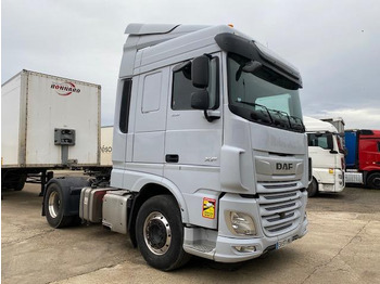 Tractor unit DAF XF 530
