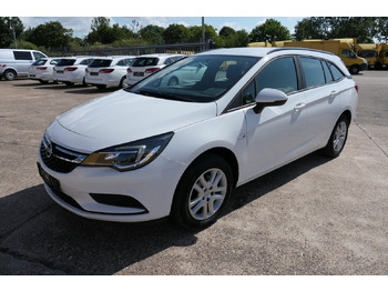 Car OPEL