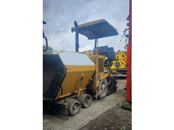 Asphalt paver CATERPILLAR AP300D