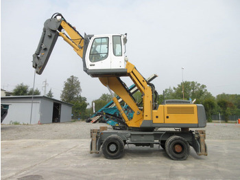 Waste/ Industry handler Liebherr A924: picture 5