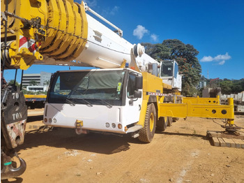 Mobile crane LIEBHERR