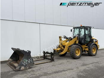 Wheel loader CATERPILLAR 908M