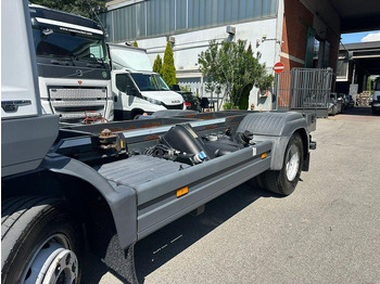 Cab chassis truck Mercedes-Benz Atego 13.23: picture 5