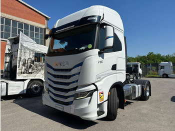 Tractor unit IVECO S-WAY