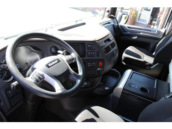 Tractor unit Daf XF  530 SC  Retarder ACC LDWS Kühlbox Vollspoiler: picture 5