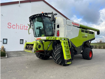 Combine harvester CLAAS Lexion 750