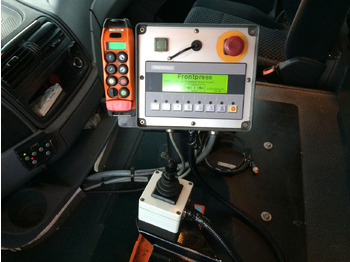 Garbage truck Mercedes-Benz Actros 2532 MP 3 Faun Frontlader 533 Waage Mercedes-Benz Actros 2532 MP 3 Faun Frontlader 533 Waage: picture 5