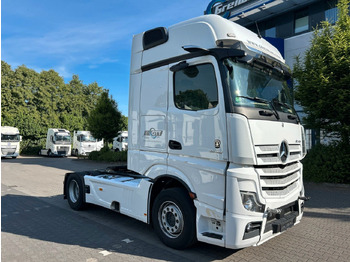 Tractor unit MERCEDES-BENZ