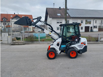 Compact loader