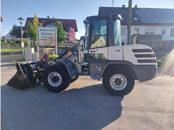 Compact loader YANMAR