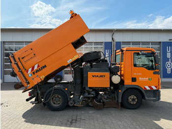 Road sweeper MAN 12.220 4x2 BL Kehrmaschine Viajet 5RHS: picture 3
