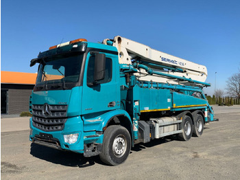 Concrete pump truck MERCEDES-BENZ Arocs 2636