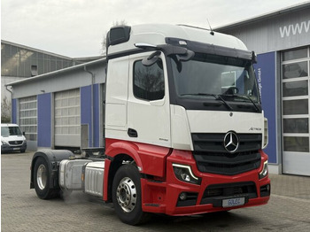 Tractor unit MERCEDES-BENZ Actros 1846