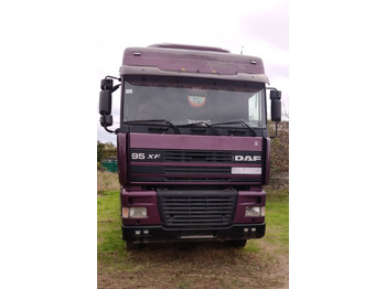 Tractor unit DAF 95XF380: picture 2