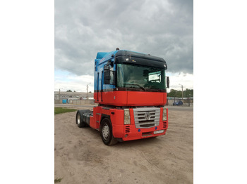 Tractor unit RENAULT Magnum 440