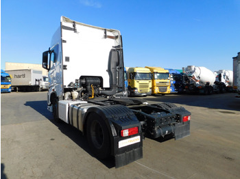 Tractor unit Ford F max 4x2 scab e6 12s2620: picture 4