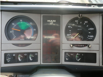 Box truck MAN L35 10.163 4x2: picture 2