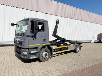 Hook lift truck MAN TGM 15.250