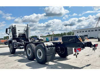 MAN TGS 33.440 6x6 BB CH TGS 33.440 6x6 BB CH, Euro2, Einzelbereifung leasing MAN TGS 33.440 6x6 BB CH TGS 33.440 6x6 BB CH, Euro2, Einzelbereifung: picture 4