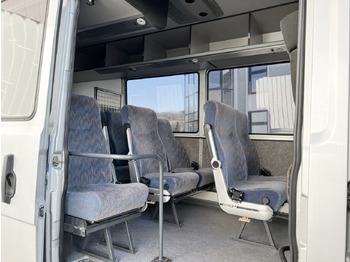 Minibus, Passenger van Mercedes-Benz 711 D-KA 4x2 711 D-KA 4x2, Standklima, 11-Sitze, 2 x on stock: picture 4