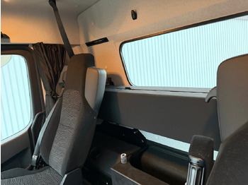 Mercedes-Benz Arocs 2542 L 6x2/4 Arocs 2542/45 L 6x2/4, Vorlauflenk-/liftachse, Navi, MultimediaCockpit leasing Mercedes-Benz Arocs 2542 L 6x2/4 Arocs 2542/45 L 6x2/4, Vorlauflenk-/liftachse, Navi, MultimediaCockpit: picture 5