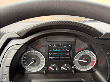 New Cab chassis truck T-Way AT410T51 8x4 T-Way AT410T51 8x4, Retarder, Nebenantrieb, 4x VORHANDEN!: picture 3 New Cab chassis truck T-Way AT410T51 8x4 T-Way AT410T51 8x4, Retarder, Nebenantrieb, 4x VORHANDEN!: picture 3