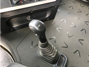 Tractor unit Stralis AS440S45 T/P 4x2 ONLY FOR SPAREPARTS!!! Stralis AS440S45 T/P 4x2 ActiveSpace: picture 4 Tractor unit Stralis AS440S45 T/P 4x2 ONLY FOR SPAREPARTS!!! Stralis AS440S45 T/P 4x2 ActiveSpace: picture 4