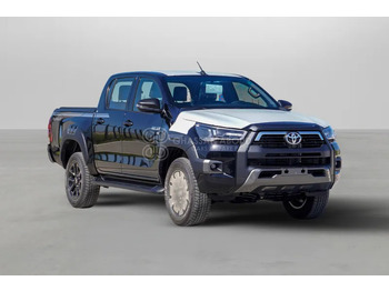 Pickup truck TOYOTA Hilux