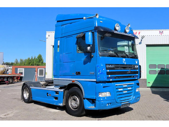 Tractor unit DAF XF 105 460