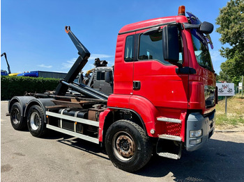 Hook lift truck MAN TGA 26.400