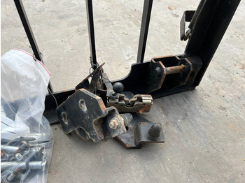 Cab and interior for Construction machinery Cat 313E / 320F / 323E / 325F / 329E / 330F / 336E / 3: picture 5 Cab and interior for Construction machinery Cat 313E / 320F / 323E / 325F / 329E / 330F / 336E / 3: picture 5