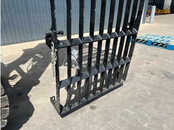 Cab and interior for Construction machinery Cat 313E / 320F / 323E / 325F / 329E / 330F / 336E / 3: picture 4 Cab and interior for Construction machinery Cat 313E / 320F / 323E / 325F / 329E / 330F / 336E / 3: picture 4