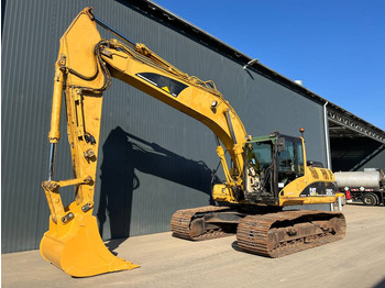 Crawler excavator CATERPILLAR 320CL