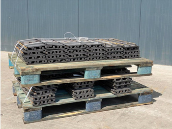 New Frame/ Chassis for Construction machinery Volvo EC140 Shoes: picture 3