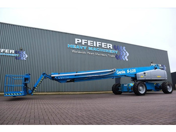 Telescopic boom GENIE
