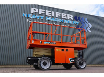 Scissor lift JLG