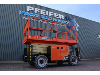 Scissor lift JLG