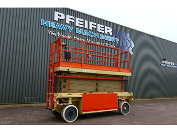 Scissor lift