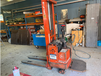 Material handling equipment BT
