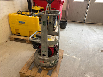 Vibratory plate