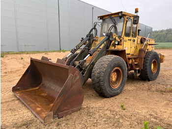 Wheel loader VOLVO L90