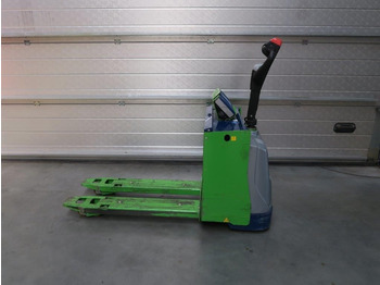 Pallet truck