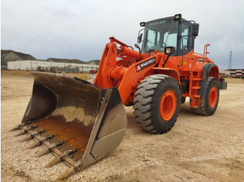 Wheel loader DOOSAN DL300